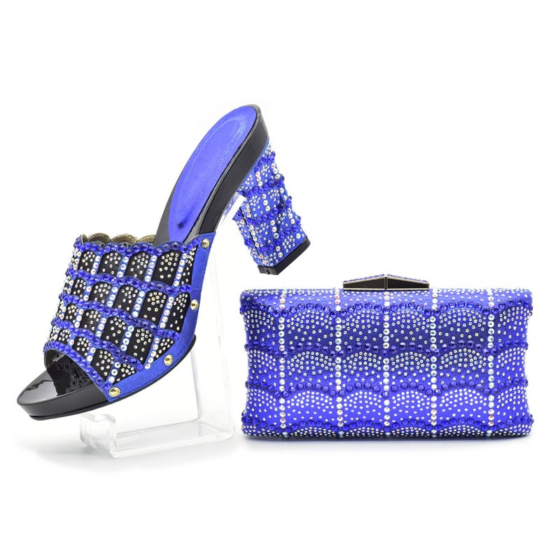 صندل حفلة مسائية بكعب عالٍ ورأس دائري مزين بالألماس مع حقيبة كلاتش مزخرفة بالألماس - Image 5